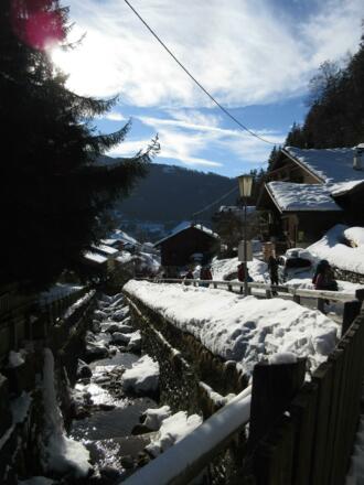 Am Mühltaler Bach noch im Ort