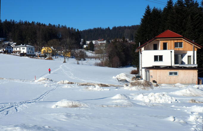 Nochmals Wipflerbergstraße 33, (~730m) queren