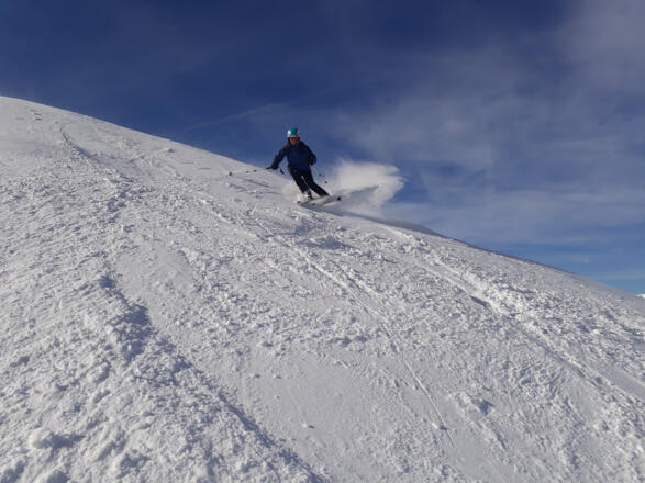 Eine rassige Abfahrt belohnt uns