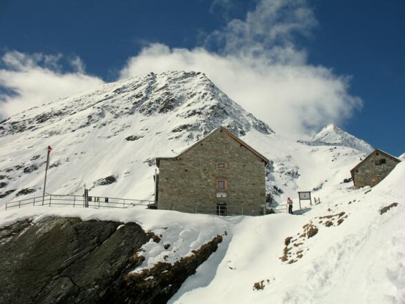 Essener Rostocker Hütte unter dem Rostocker Eck