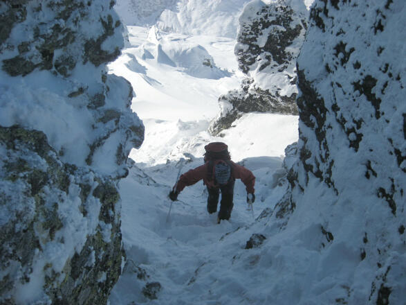 schattige Steilrinne