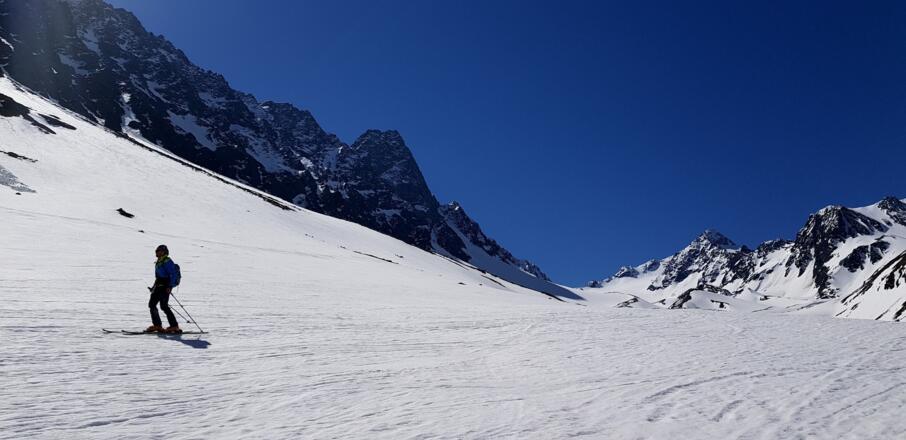 Firnabfahrt ins Längental