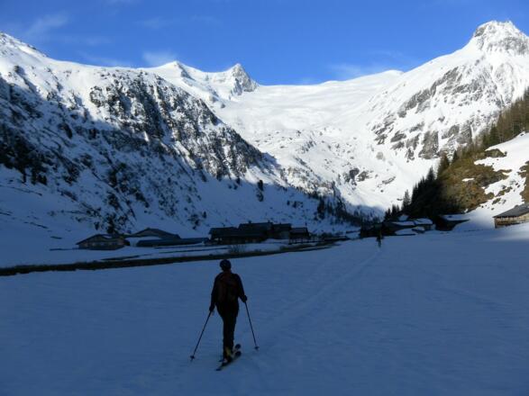 Innergschlöss mit Blick zum Schlatenkees