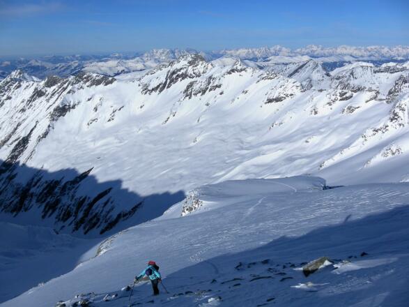 Blick vom Gipfel ins Habachtal