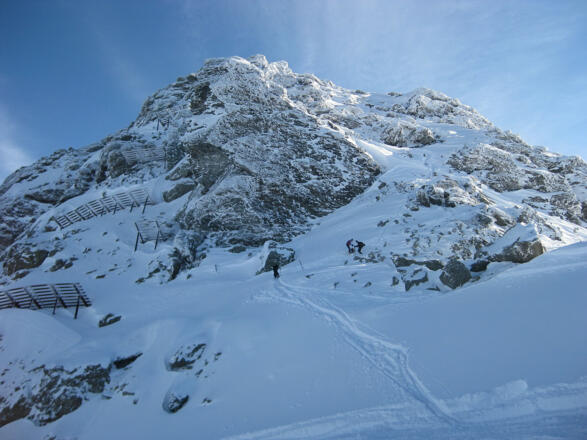 der Gipfelanstieg ist erahnbar