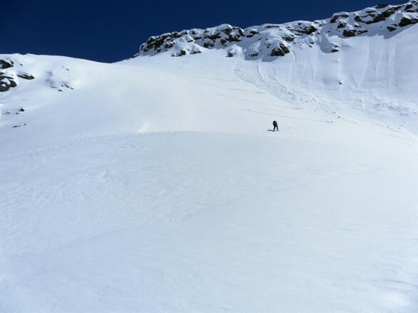 Rampenanstieg zum Gipfelfels