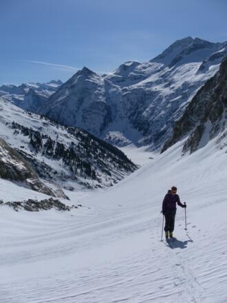 Blick ins Gschlösstal und zum Wildenkogel