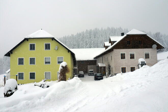 Hof Schwarzbauer 900m