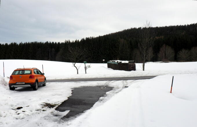 Parkplatz 933m nach Hof Marks