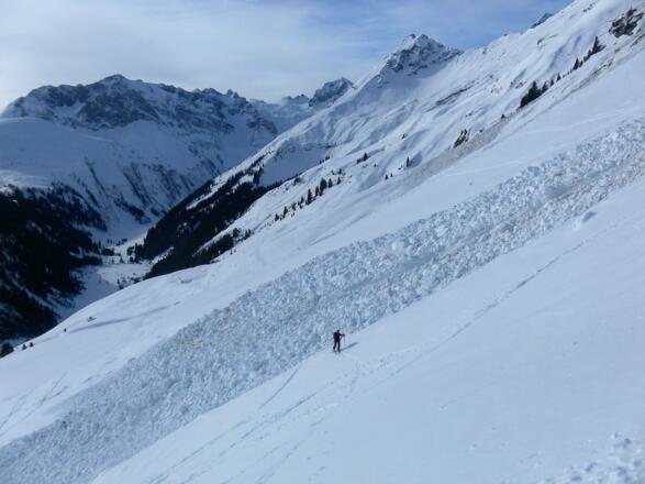 Lawinenabgang oberhalb der Mahdbergalpe
