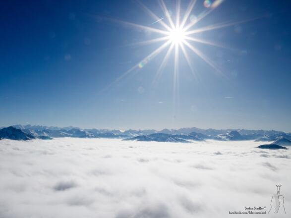 hier ist Sonnenbaden über dem Nebelmeer möglich