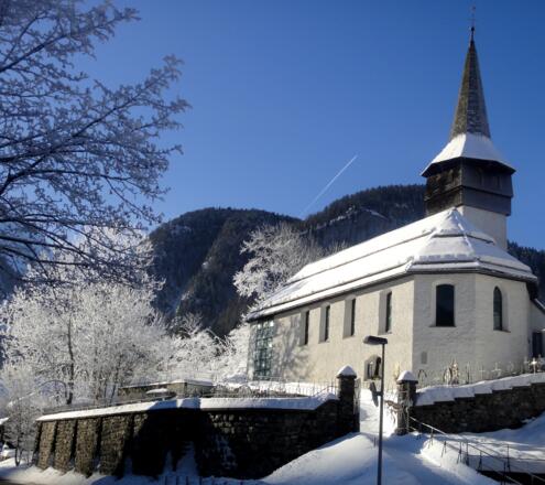 Kirche Reuthe im Winter