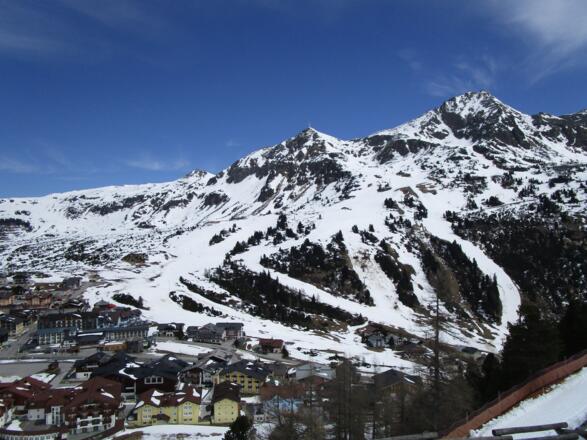 die Plattenspitze von Südwesten (von gegenüberliegender Talseite fotografiert)
