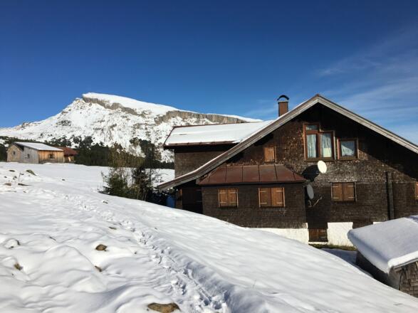 Schwarzwasserhütte im Winter
