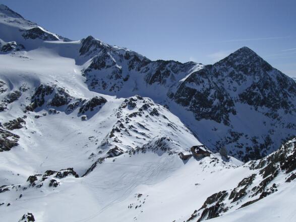 im Bereich der Hildeheimer Hütte ist der Aufstieg auf das Gamsplatzl gut einsehbar