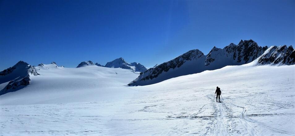 Über den Kesselwandferner zum Brandenburger Haus an der Dahmannspitze