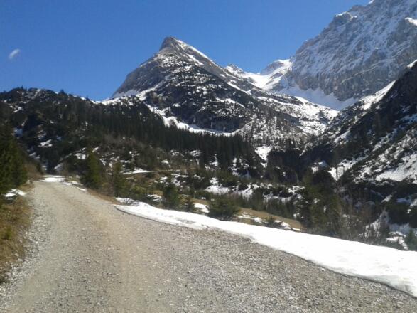 Blick auf Hochalmkreuz und Schlauchkar
