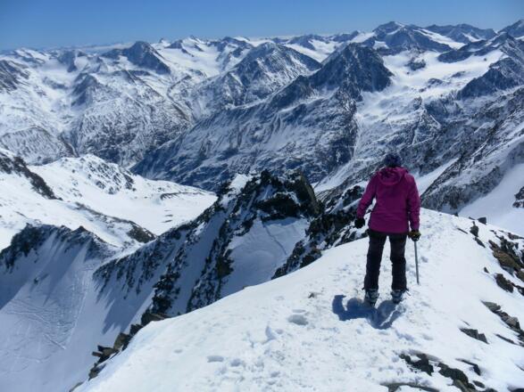 Südostgratabstieg zum sichtbaren Skidepot