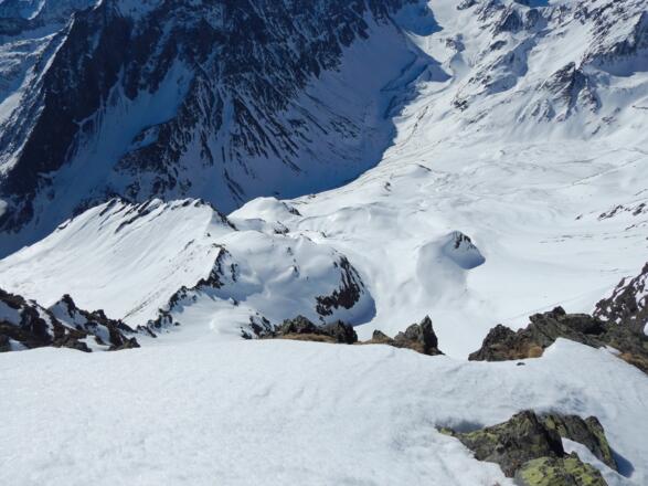 Blick hinunter ins Längental zum Westfalenhaus
