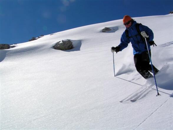 Super Abfahrt im Neuschnee