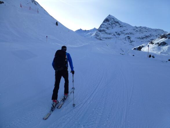 Aufstieg im Bereich Skigebiet in Richtung Schönwieshütte 2266m