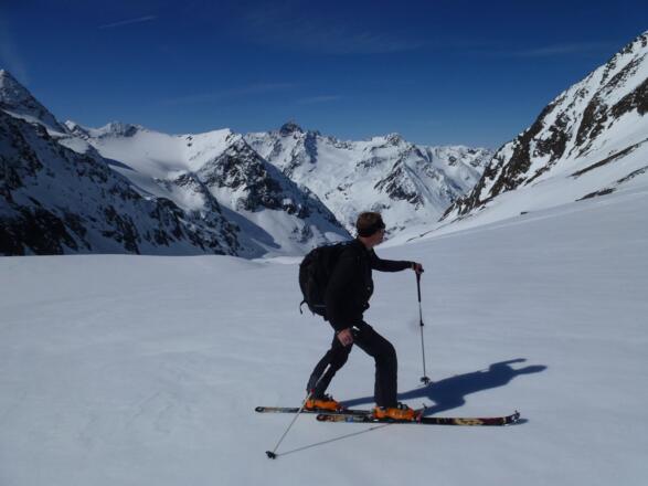 Blick das Kar zurück gegen Südwesten