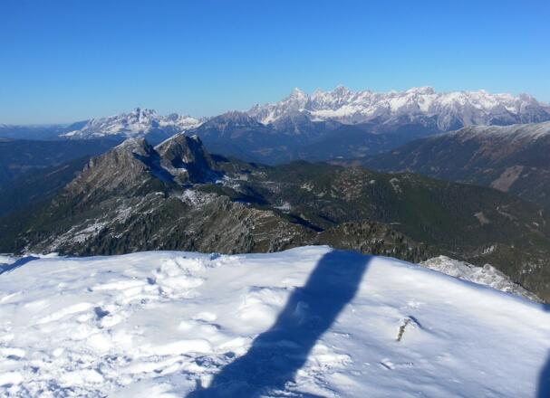 Blick zu Tennengebirge und Dachsteinmassiv