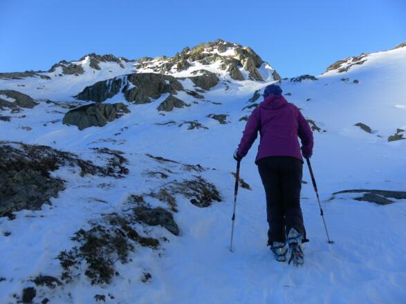 Abkürzung über Mulde