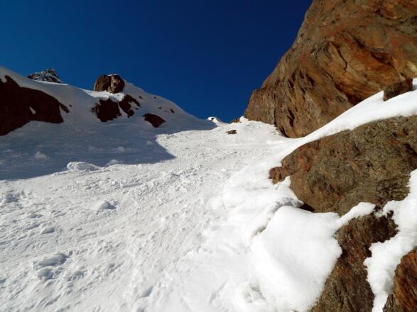 Steile Rinne hinauf zum Wilden Freiger-Ferner