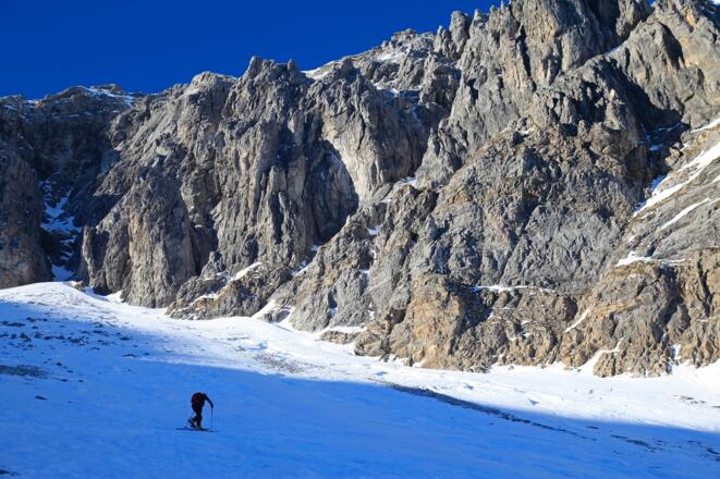 Die Gamsböden sind steiler, als es auf diesem Foto den Anschein hat.