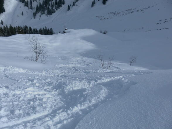 steile Einfahrt in den Karboden