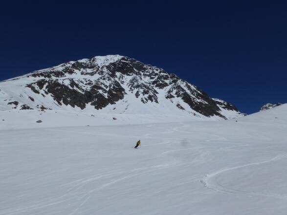 Unbeschwertes Schwungvergnügen am Schwarzenbergferner