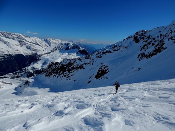 Langer Aufstieg über den Gletscher