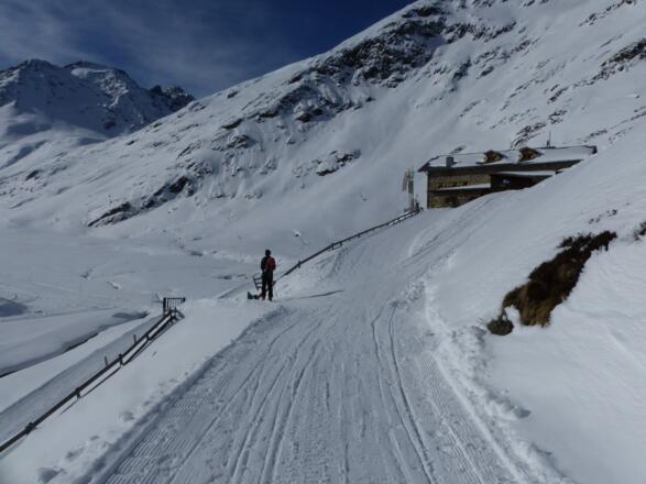 Die Amberger Hütte ist nach gut 1,5 Stunden erreicht.