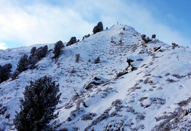 Blick von der Hubertusspitze auf den Grat oberhalb