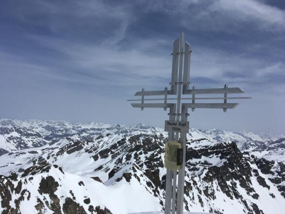 Gipfelkreuz Rauher Kopf