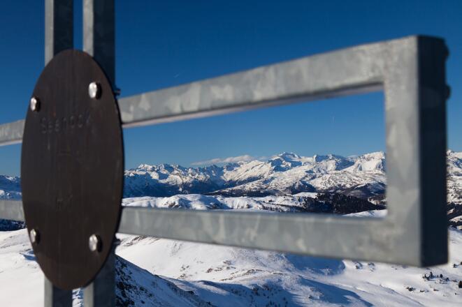 Durchblick: Die Hochalmspitze, gesehen vom Seenock-Gipfel