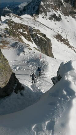 Abstieg von der Gipfelrinne