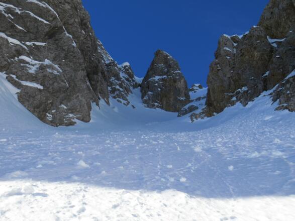 Der kalte, schattige Anstieg zur Roten-Rinn-Scharte