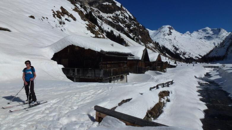 Innergschlöß im März - noch im Winterschlaf
