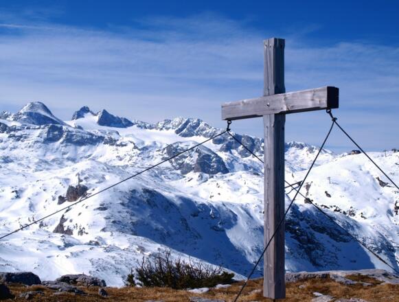 Däumelkogel 2001 m mit Dachstein
