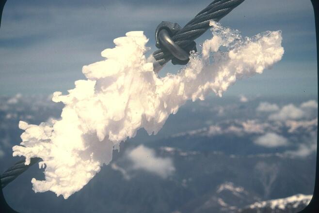 Olperer 3476m,  Gipfelkreuzabspannung mit Rauhreif