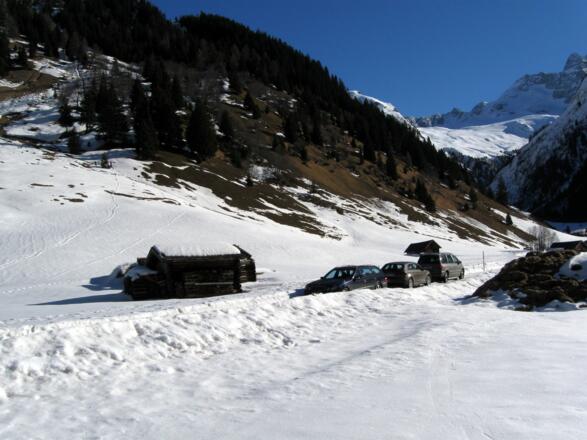 Start in Inervals wenige Kilometer vom Talschluß entfernt.