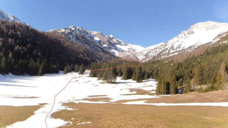 Hier der Ausgangspunkt der Ochsenalm, im Hintergrund die Matreier Grube.
