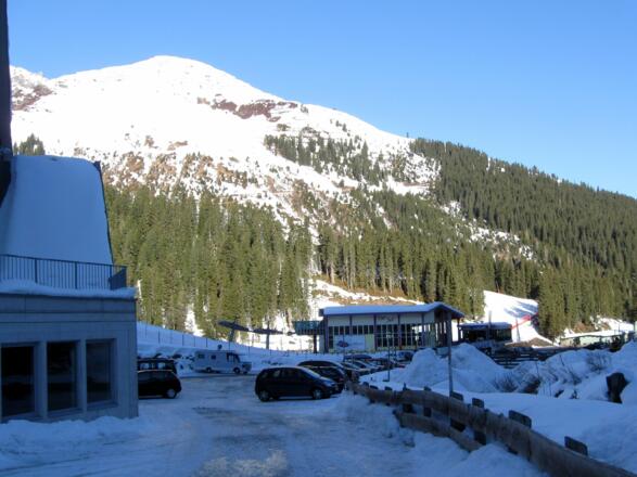 Start hinter dem letzten Lift am Beginn der Rodelbahn zur Pfundsalm.