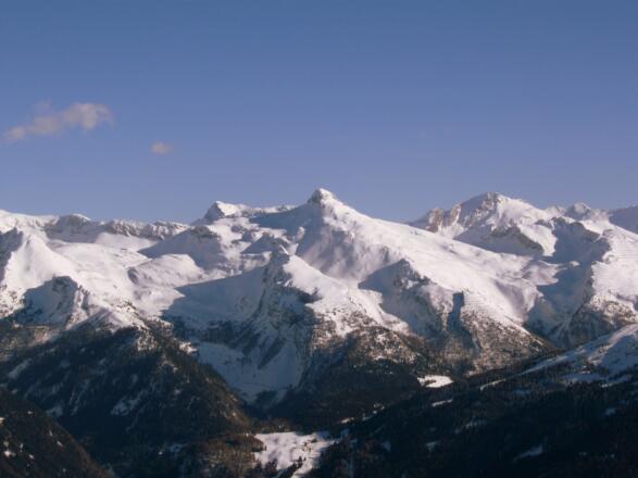 Traumhafter Blick hinüber zum Wolfendorn.