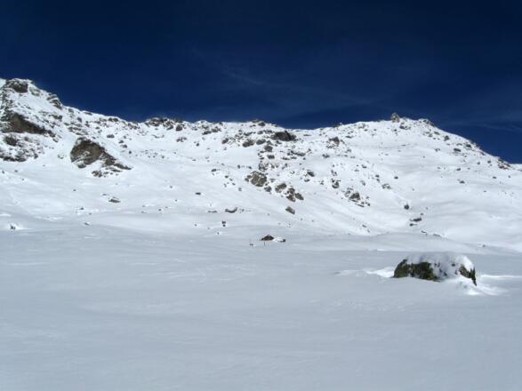 Und da liegt sie, die Grafmartalm, ganz unscheinbar.