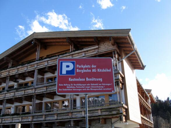 Zurück am großen Parkplatz.