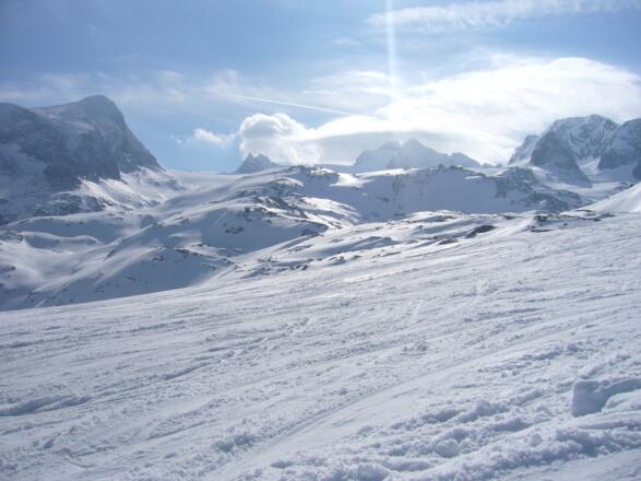 Unterwegs entlang der Piste