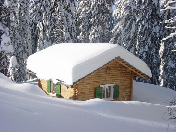 verschneites Häuschen auf dem Kristberg